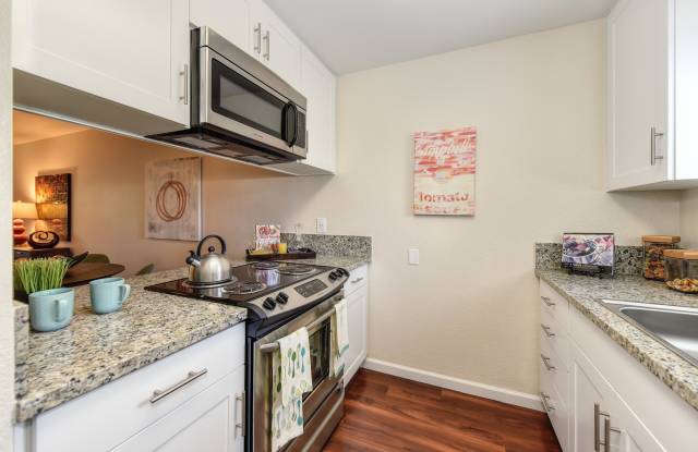 Monte Bello Apartments