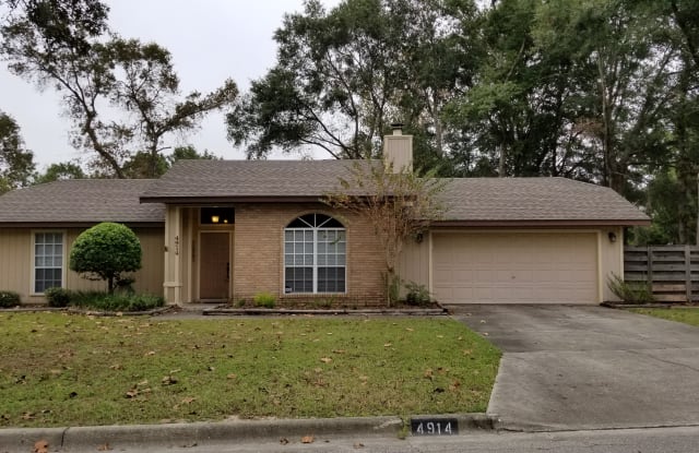 4914 NW 28th Pl - 4914 Northwest 28th Place, Alachua County, FL 32606