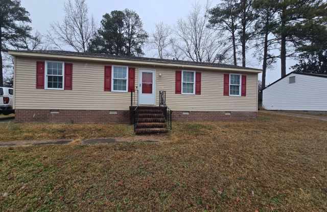 Photo of 3 BR House in S. Chesterfield - Available Now!