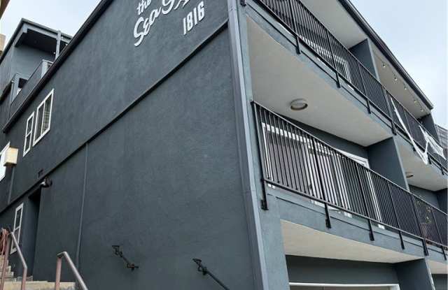 Photo of 1816 Hermosa Avenue