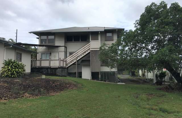 Spacious 5BR/2BA home on Kino'ole Street in Hilo photos photos