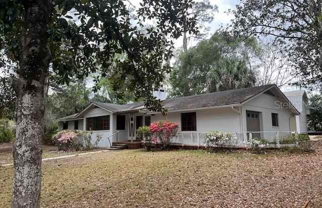 2049 NW 9TH Avenue