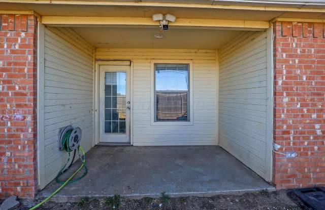 3707 Eagle Crest Drive