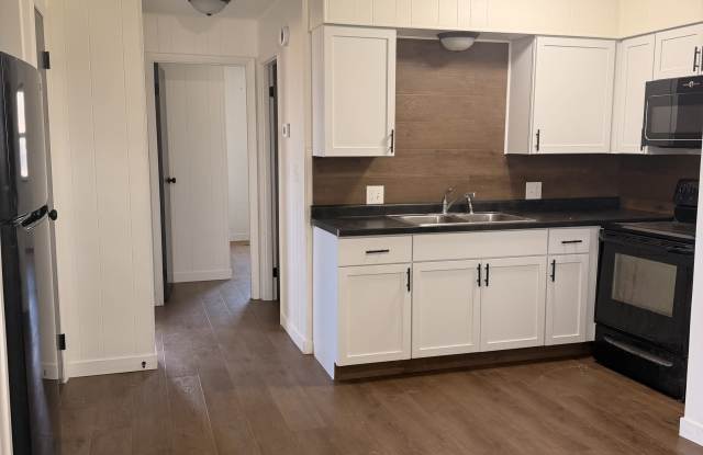 Photo of 115 West Tara Court - D