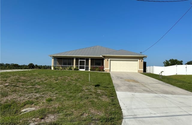 236 Loadstar Street - 236 Loadstar Street, Lehigh Acres, FL 33913