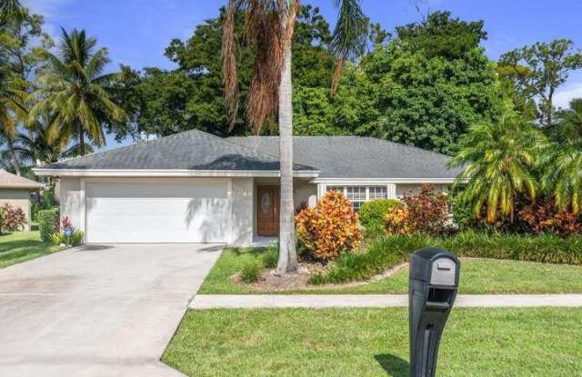 Photo of 691 Foresteria Avenue