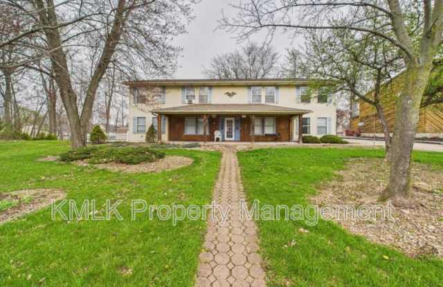 5030 Winthrop Dr
