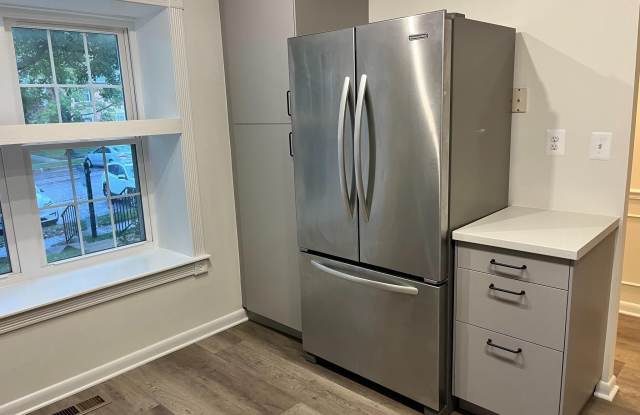 24 BALLYHAUNIS Court