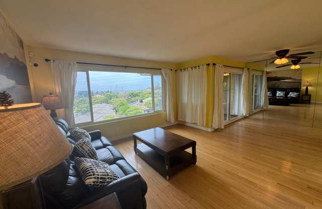 Photo of 3BD/2BA HOME w/ attached garage near USD/College areas in San Diego!