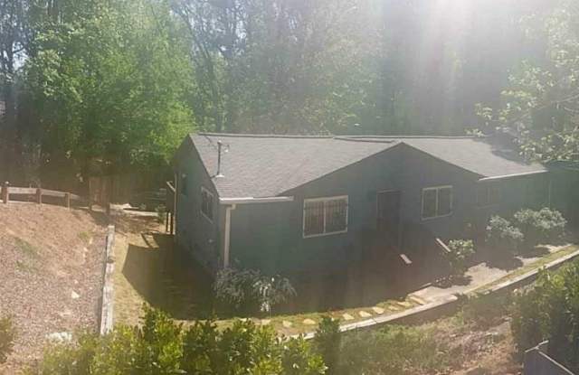 Photo of 2076 Panola Road