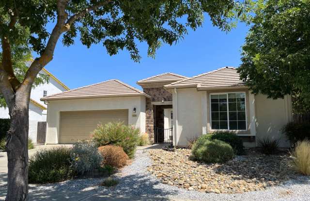 1229 Pleasant Lane