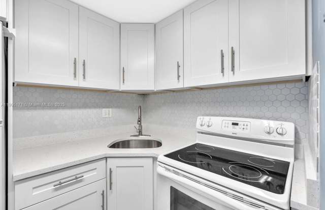 Photo of 101 SE 6th Ave