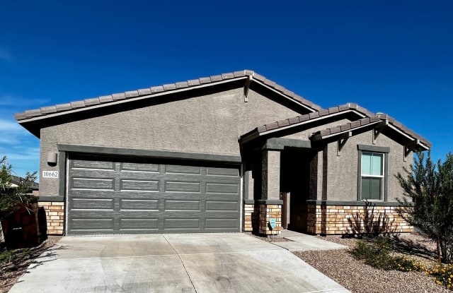 10662 W Harrigan Dr - 10662 West Harrigan Drive, Marana, AZ 85653