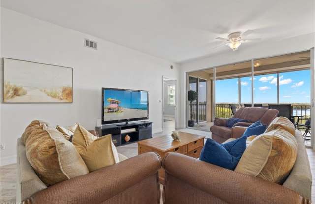 201 Vintage Bay DR
