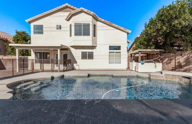 1427 E Princeton Ave