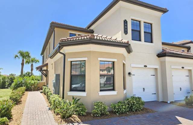 Annual Unfurnished 2 Bedroom 2 Bathroom First Floor Condo in Sarasota National! photos photos