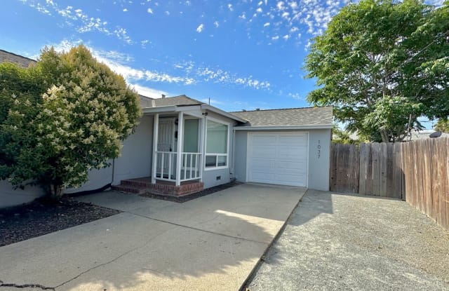 1037 Elm Street - 1037 Elm Street, Livermore, CA 94551