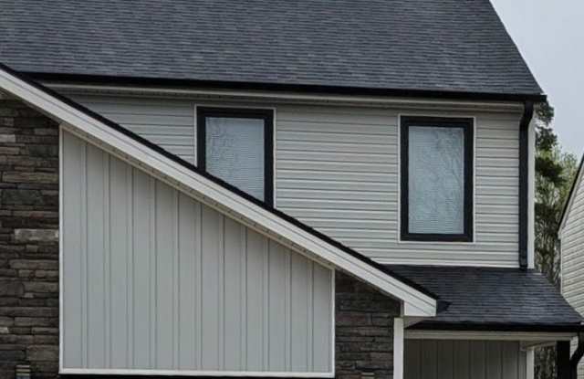 687 Neighborhood Road