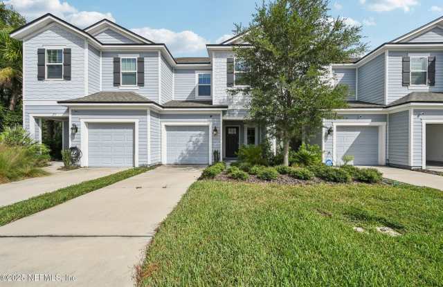 Photo of 277 HENRYS BLUFF Place