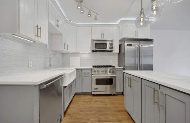 1000 North Lake Shore Drive