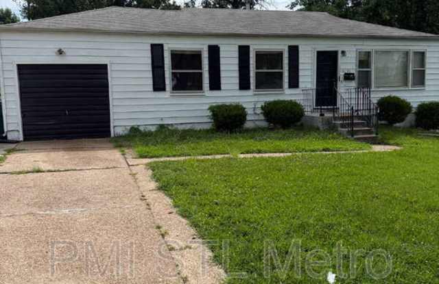 10235 Cabot Dr