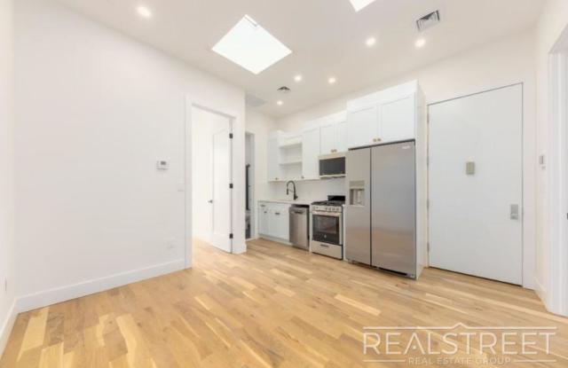 24 Marconi Place