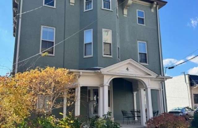 Photo of 4 W ATHENS AVE