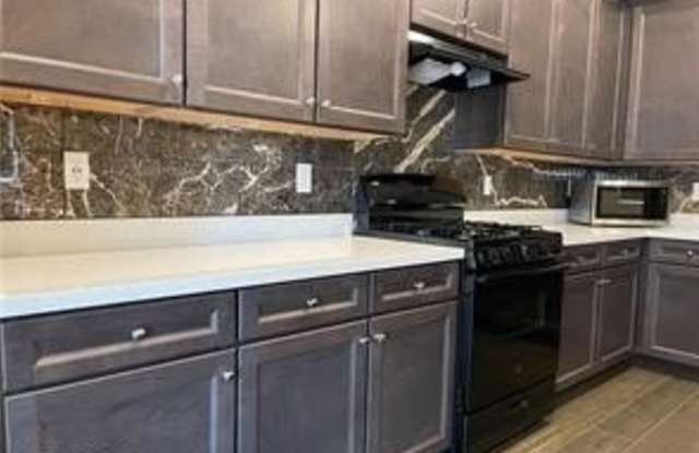 1546 Bryce Canyon Street