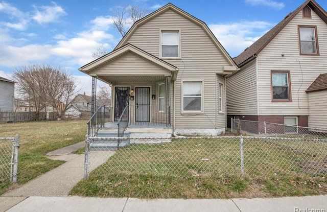 79 E PLEASANT Street