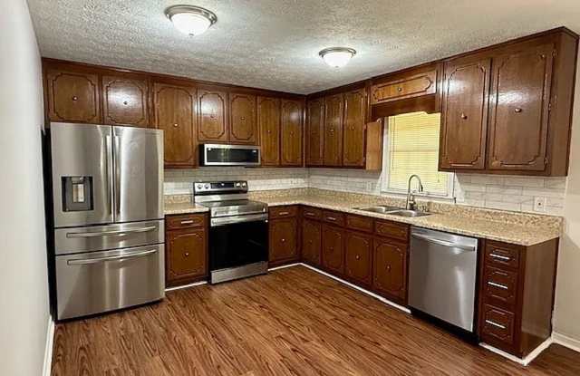 Photo of Room in 3 Bedroom Home at Willowbrook Dr