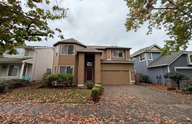 GORGEOUS Bethany 4 bed, 2.5 bath home! HUGE bonus room, large deck  Fenced back yard! 2 car garage  Laundry room!