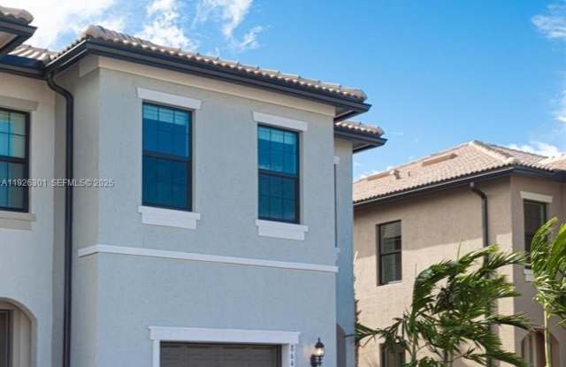 Photo of 8648 Escue St