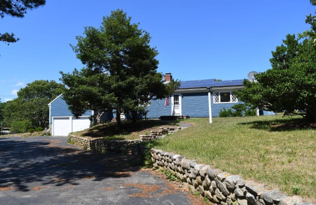 157 Daniels Island Road - 157 Daniels Island Road, New Seabury, MA 02649