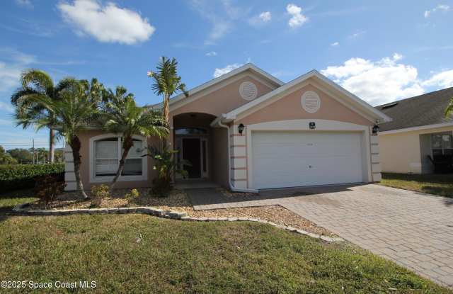 2440 Bridgeport Circle