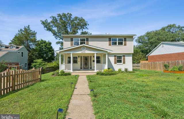 Photo of 2013 MAYNARD Drive