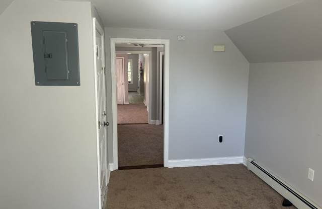 Photo of 171 Seymour Avenue