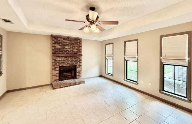 Spacious 3BR/2BA Home in Terre Haute – Fireplace, Garage, Fenced Yard + Lawn Care Included