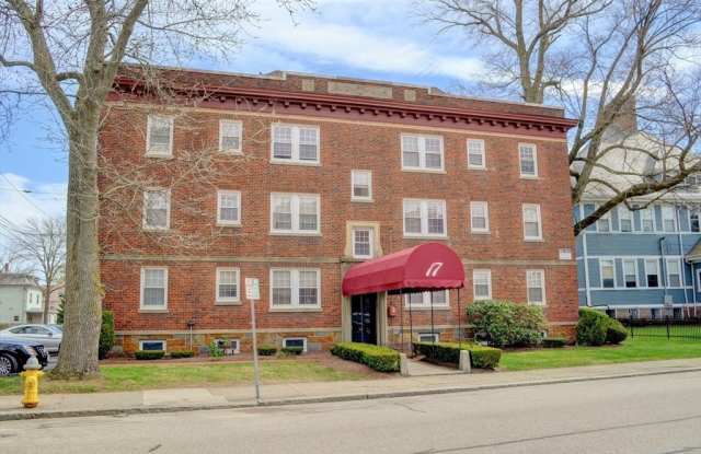 17 Greenleaf