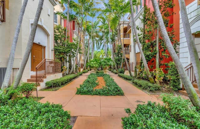 1703 Coastal Bay Blvd