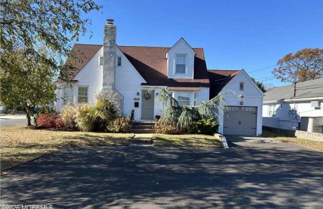 1527 Beaver Dam Road