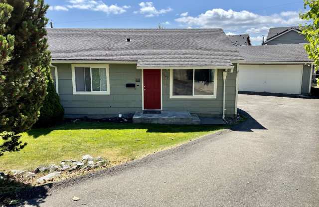 1047 Callahan Dr. - 1047 Callahan Drive, Bremerton, WA 98310