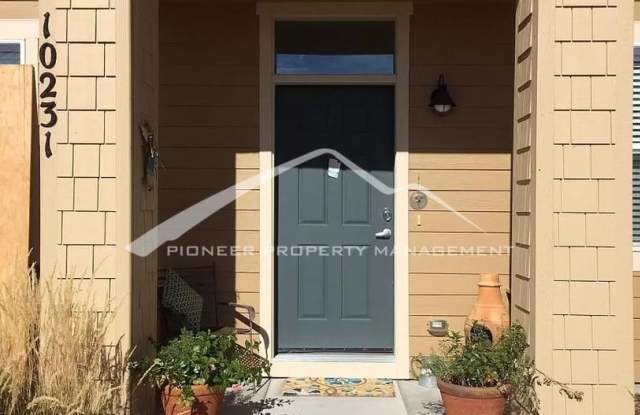 Photo of Cozy Townhome with Central AC and Washer/Dryer