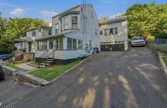137 New St