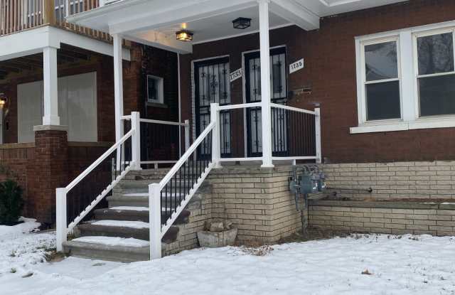 1735 Clairmount Avenue - A