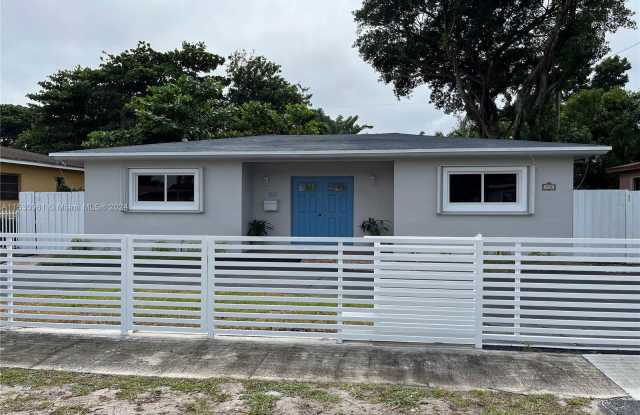 550 Northeast 174th Street