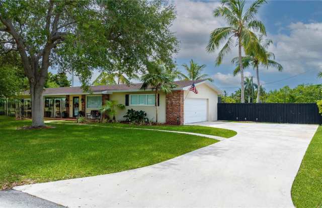 Photo of 7940 Southwest 139th Terrace