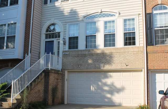 20622 GLENMERE Square