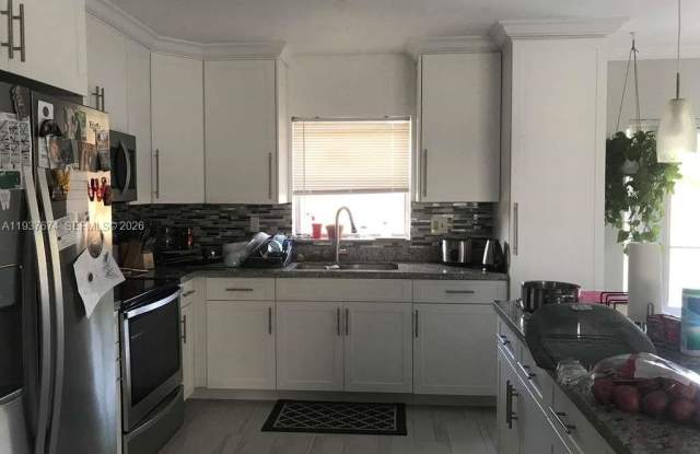 Photo of 15563 SW 107th Pl