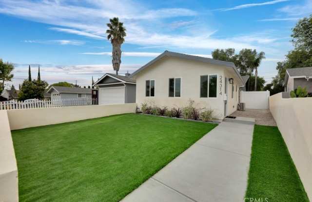 Photo of 24314 W Friar Street