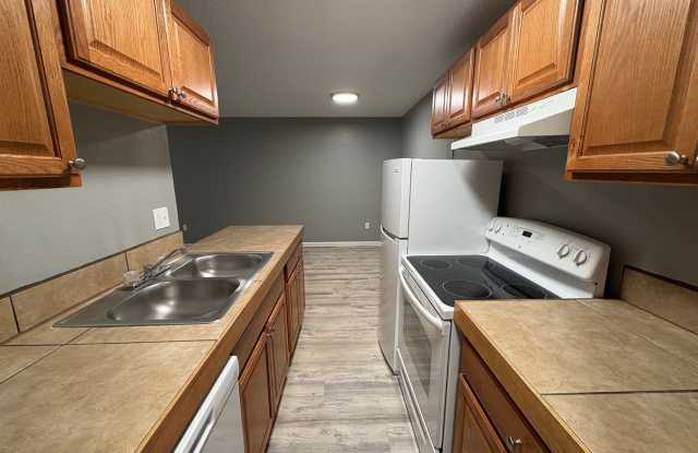 Mountain Pointe Apartments